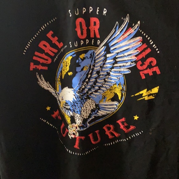 Fun T-shirt with black neck band - Picture 4 of 6